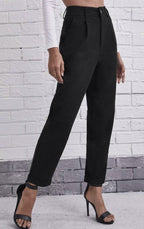 Calça Preta de Alfaiataria com Bolsos