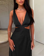 Vestido Longo Tina com Corte Fora na Cintura e Decote V